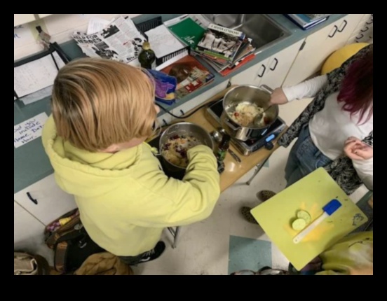 Kulinārijas sakari: sabiedrības veselības uzturs spēcīgākām kopienām