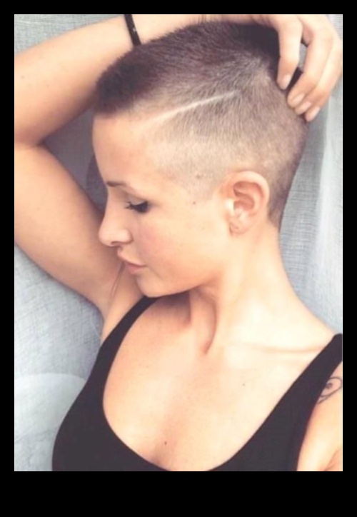 Bold Buzz Turpinājums: Aptveriet īpaši īsu frizūru spēku