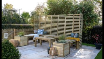 Patio Serenity: amatniecības mierīgas rekolekcijas ar dārza komfortu